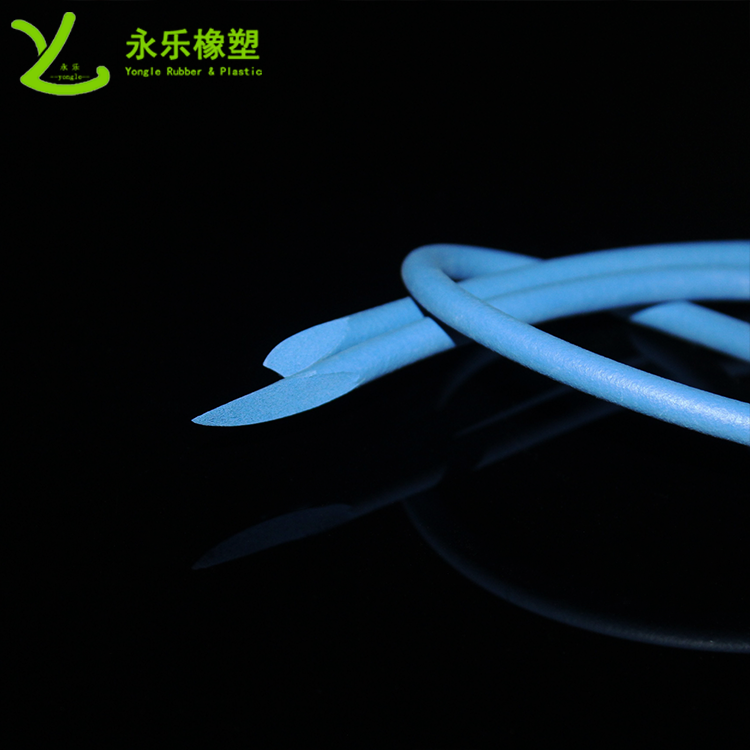 硅膠發(fā)發(fā)泡條，阻燃硅膠發(fā)泡圓條，耐高溫發(fā)泡硅膠條