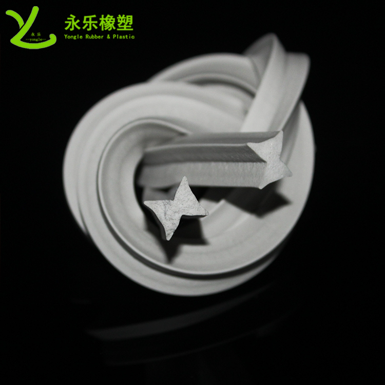 武清硅膠泡棉膠條，阻燃硅膠泡棉膠條，耐高溫發(fā)泡硅膠條