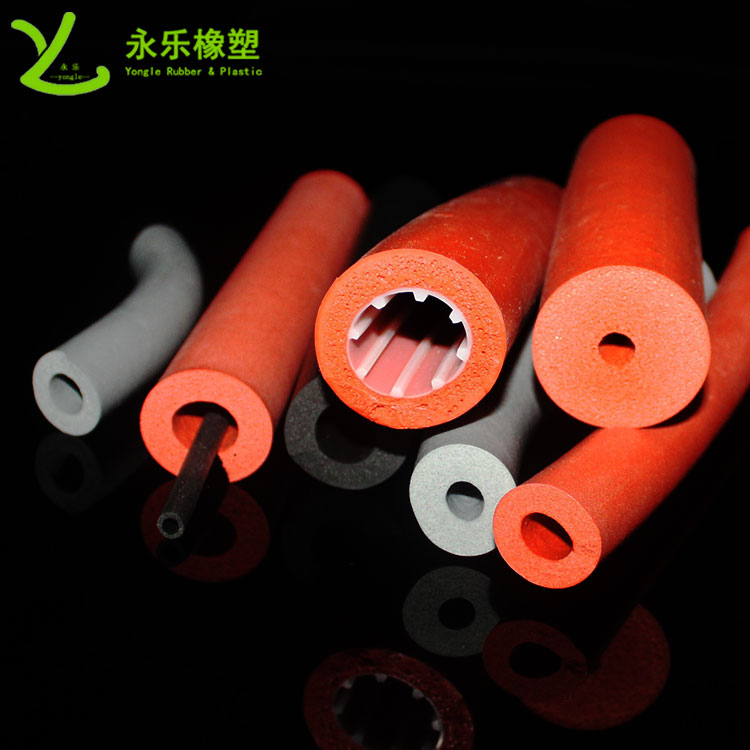 硅膠發(fā)泡管，耐高溫發(fā)泡硅膠管，保溫發(fā)泡硅膠管